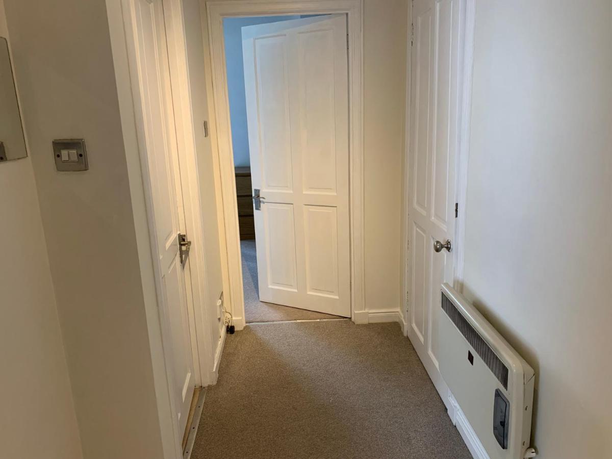 1 Bedroom Central Flat With Parking Space Edinburgh Bagian luar foto